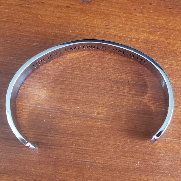 Younique Bracelet - Uplift. Empower. Validate - Picture 4 of 7